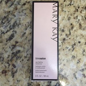 Mary Kay Timewise age fighting moisturizer